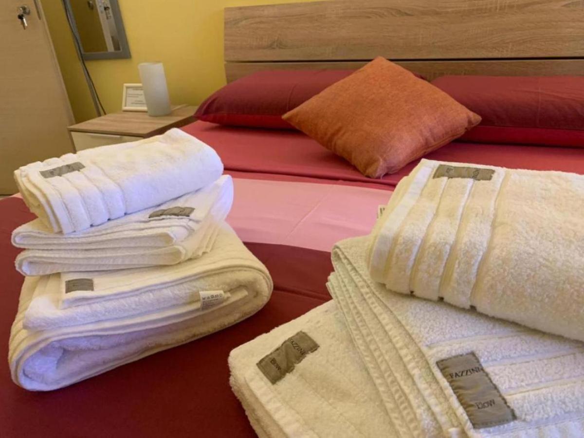 La Casa Di Arturo Hotel Verona Luaran gambar