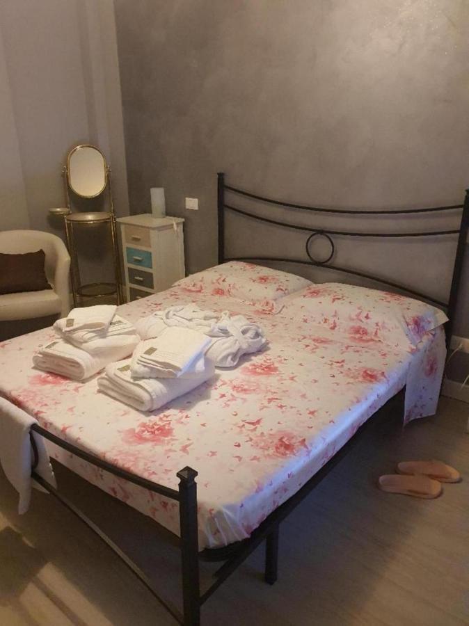 La Casa Di Arturo Hotel Verona Luaran gambar
