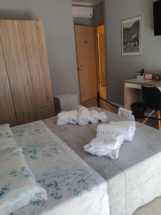 La Casa Di Arturo Hotel Verona Luaran gambar